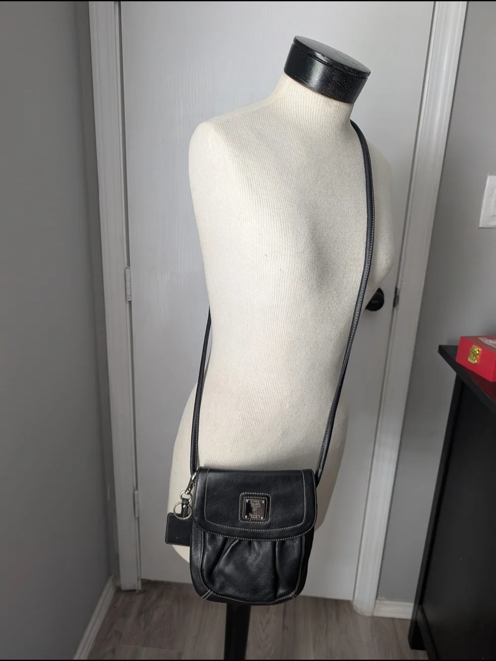 Tignanello Black Leather Crossbody Messenger Bag
